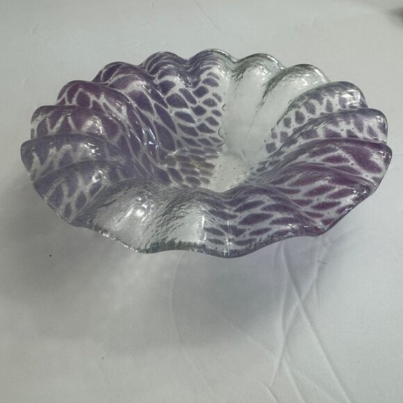 Vtg Sydenstricker Fused Art Glass 7" Ruffled Bowl - Purple Burst Design , Signed - Picture 2 of 9